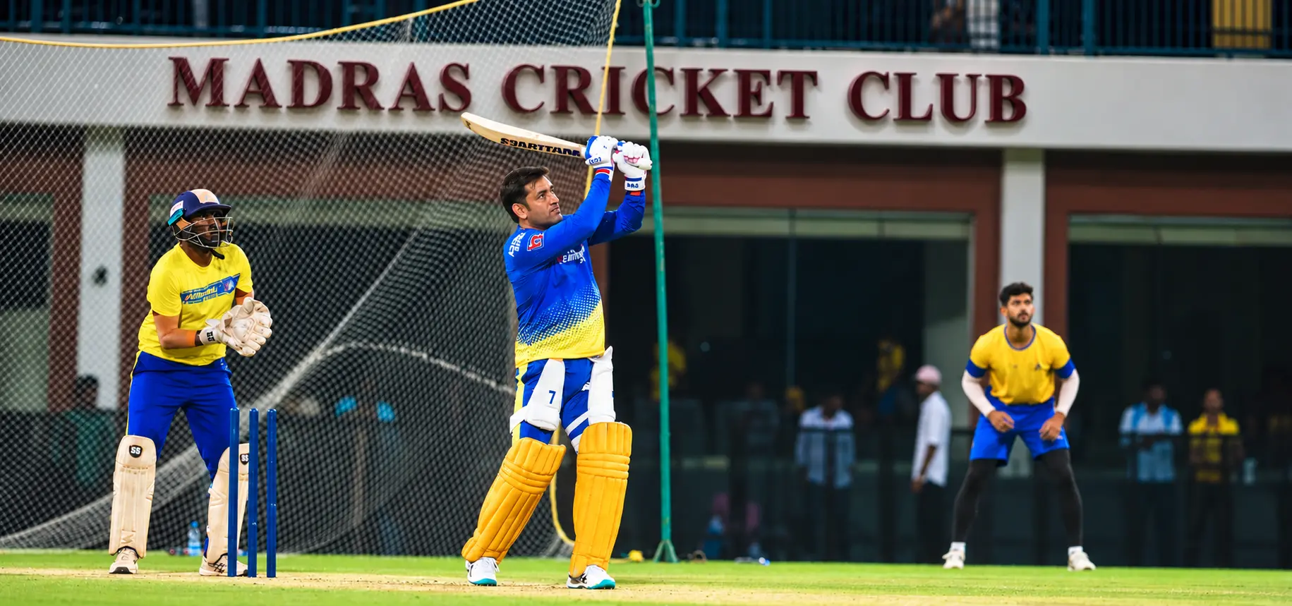Dhoni Image